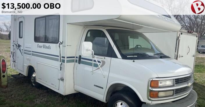 2001 motorhome with 32k miles.on 5.7 liter V8 motor that Runs great ...